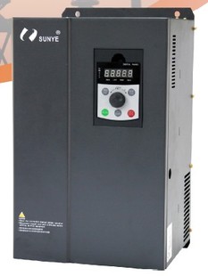 CM53XH （4T三相0.75~400KW）通用磁通矢量控制变频器